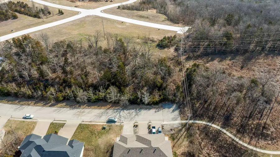 1625 Notting Hill Dr, Jefferson City, MO 65109 - Image #2