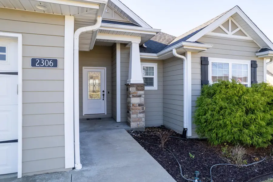 2306 Longwood Dr, Columbia, MO 65203 - Image #2