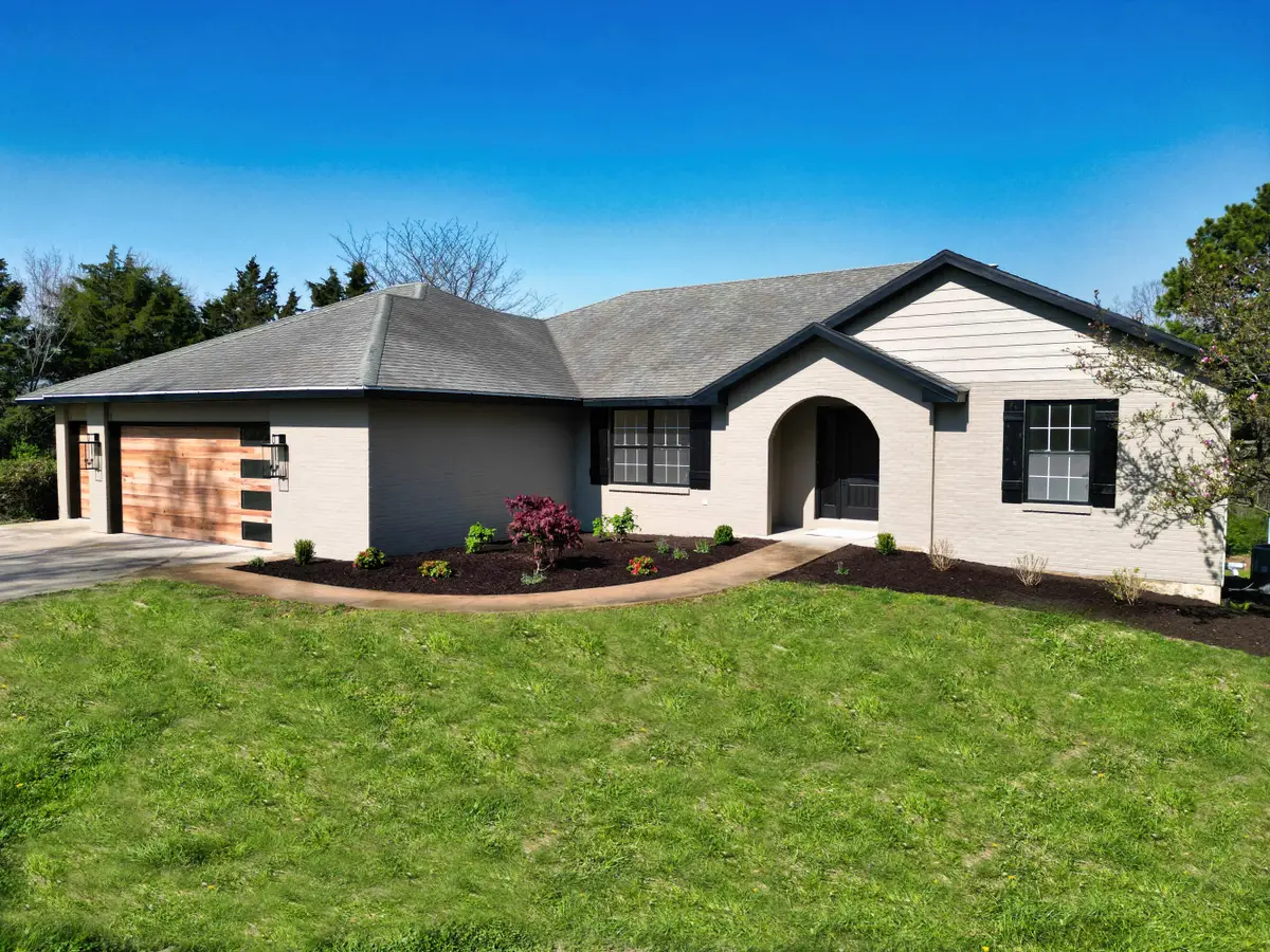 9747 S Rte N, Columbia, MO 65203 - Image #1