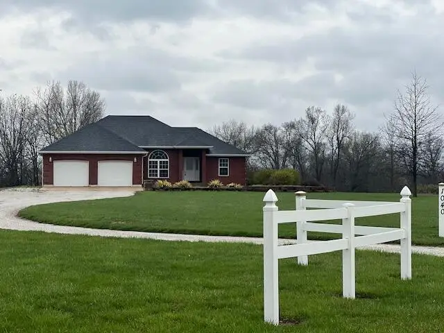 1040 Private Road 2982, Clark, MO 65243 - Image #1