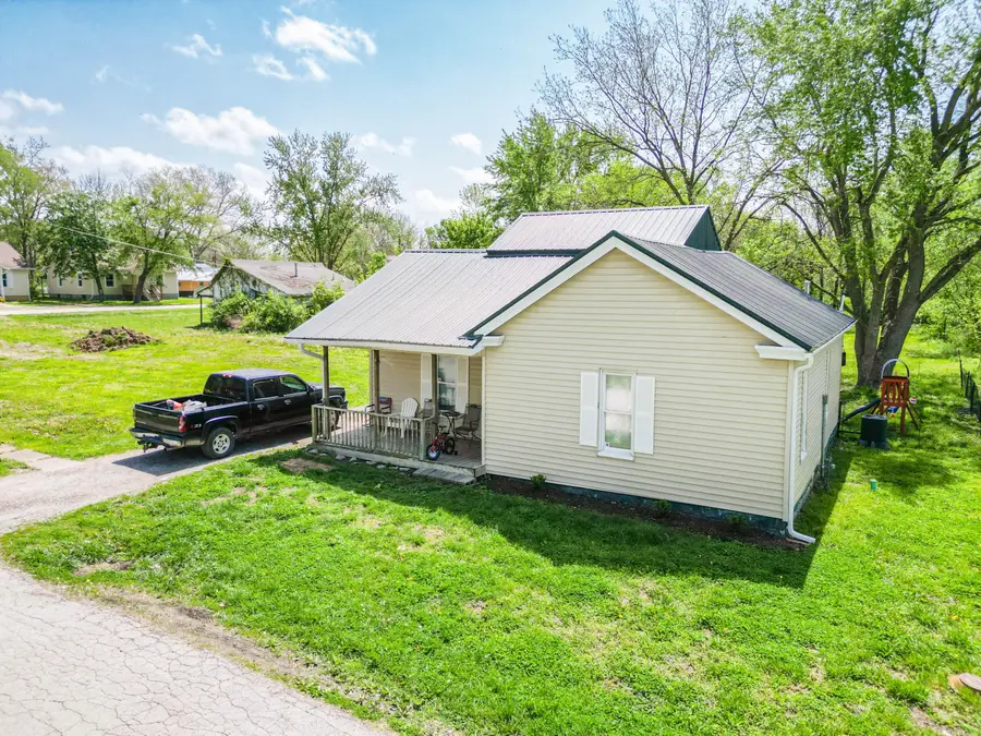 502 W Hackberry, Fayette, MO 65248 - #2