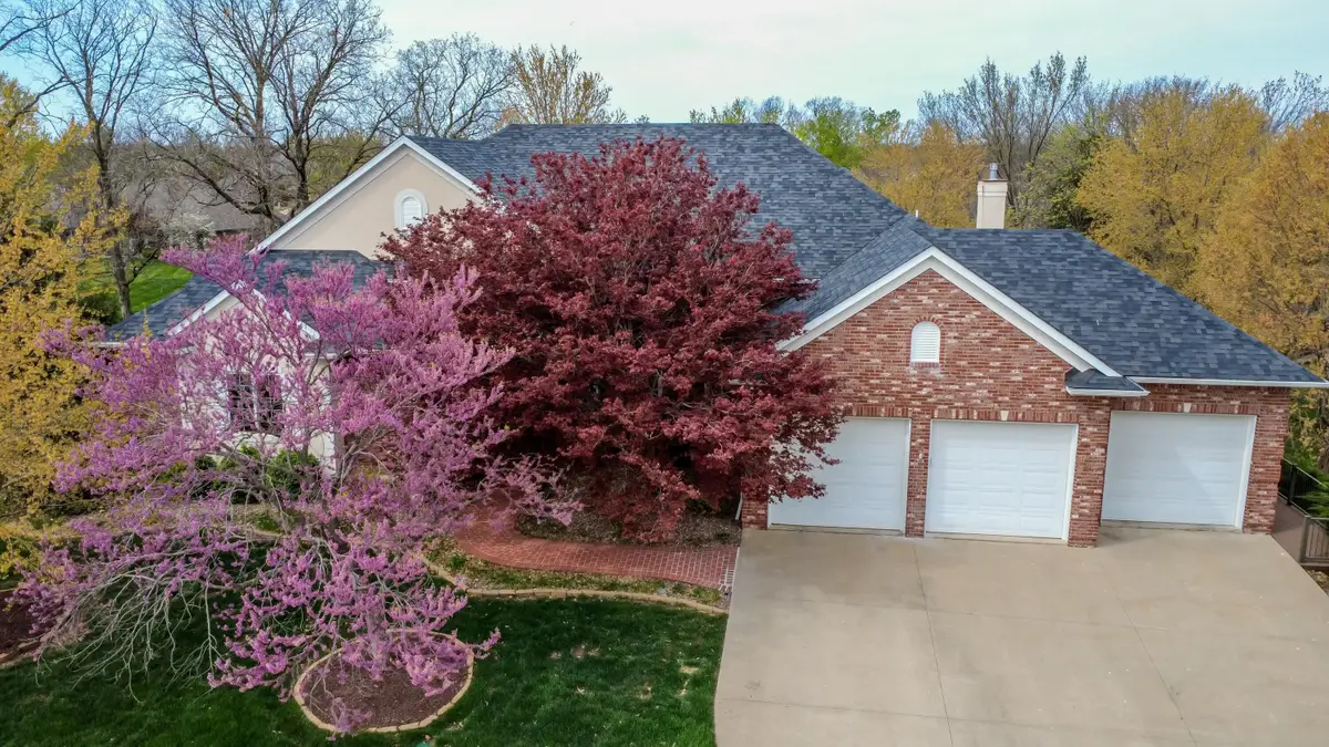 2420 Lacewood Dr, Columbia, MO 65201 - Image #1