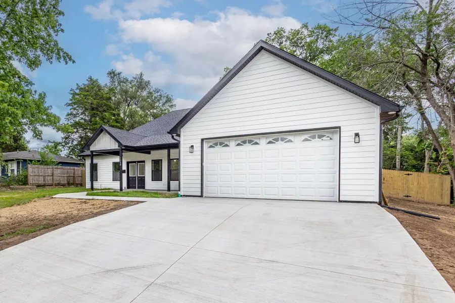 1020 Crestland Ave, Columbia, MO 65203 - Image #3