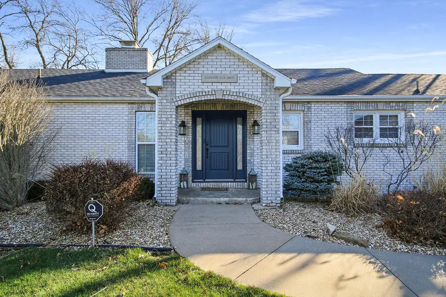 8 Country Club Dr, Mexico, MO 65265 - Image #2