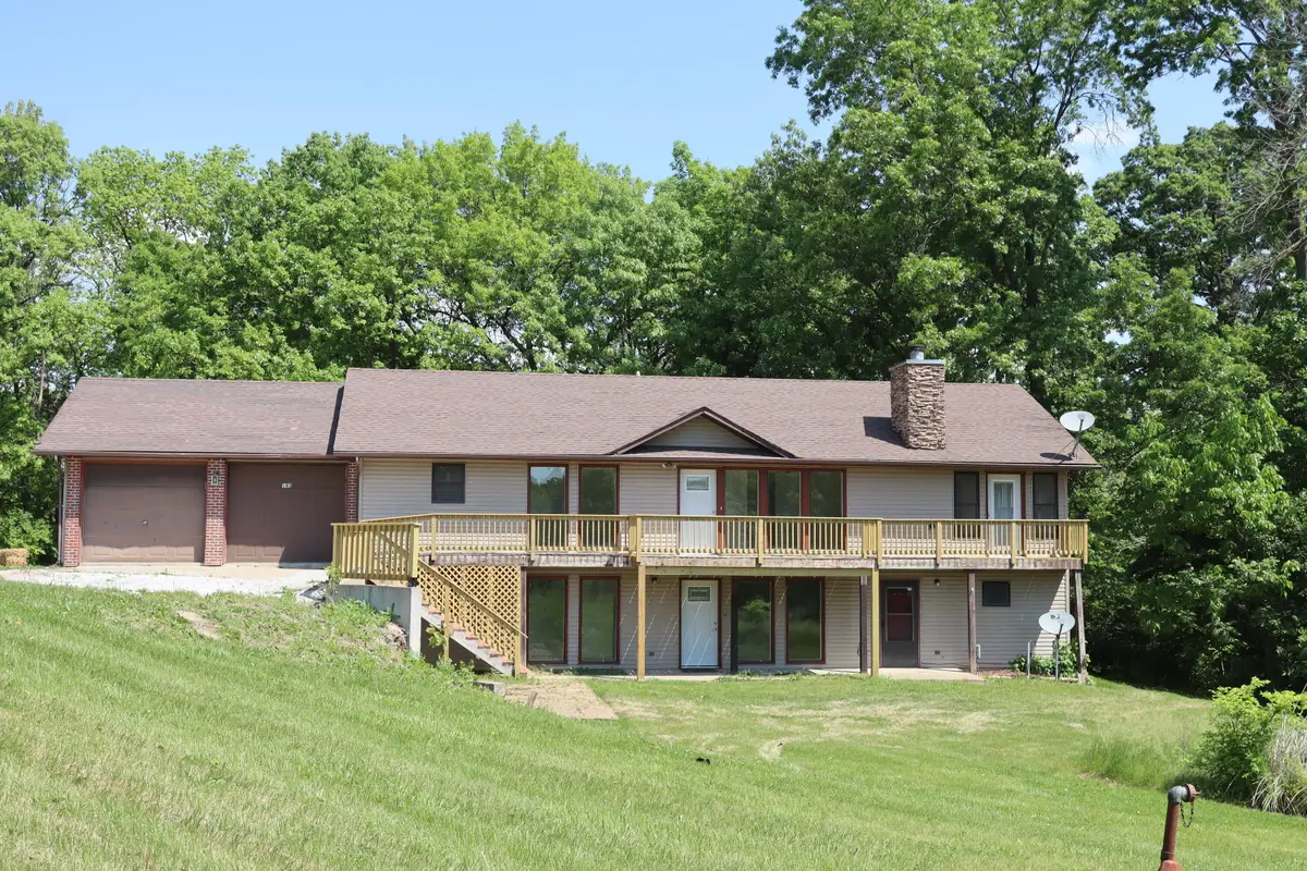 143 County Rd 402a, Fayette, MO 65248 - Image #1