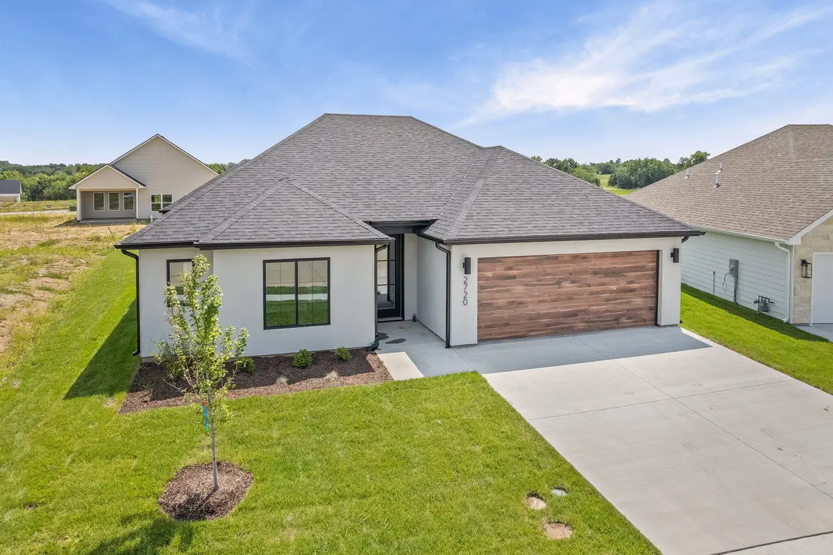 2720 Misty Flower Dr, Columbia, MO 65203 - Image #1