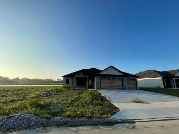 14670 Wellstead Dr, HALLSVILLE, MO 65255