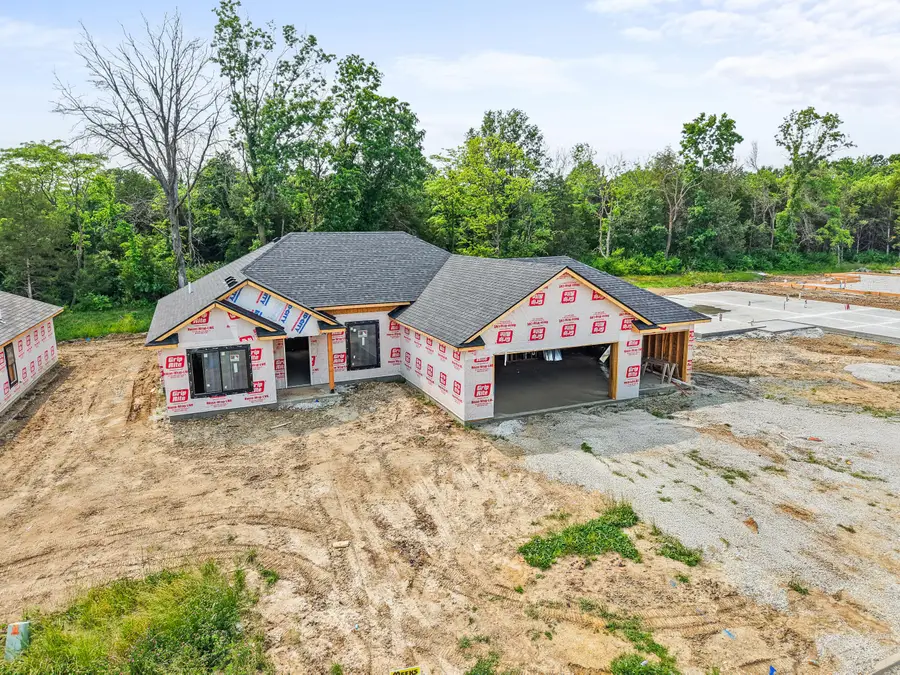 5813 Harvest Leaf Dr, Columbia, MO 65202 - Image #2