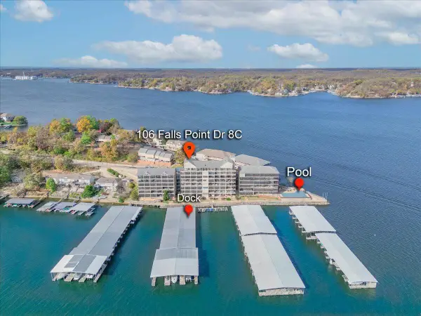 106 Falls Pointe Dr #8C, LAKE OZARK, MO 65049