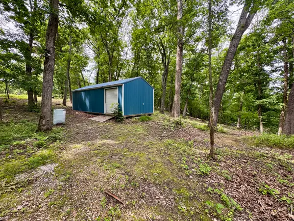 Paul Rd, BARNETT, MO 65011