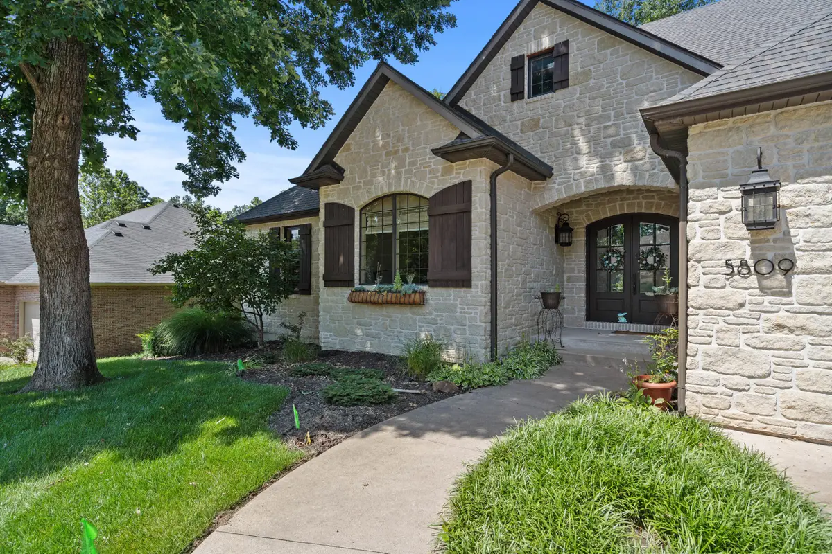 5809 Morning Star Ct, Columbia, MO 65203 - Image #1