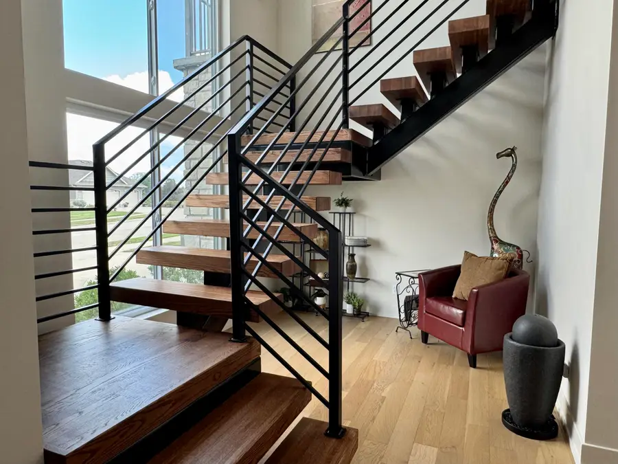 613 Red Feather Ct, Columbia, MO 65203 - Image #2