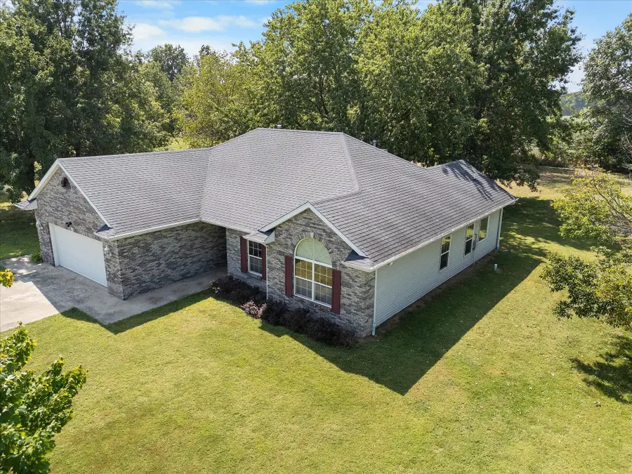 12251 N Nicole Dr, Hallsville, MO 65255 - Image #3