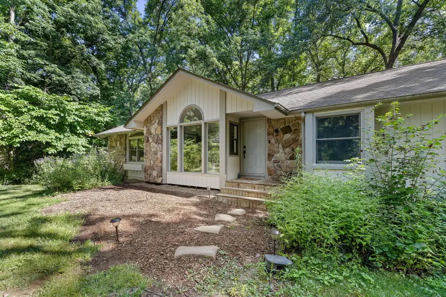 7105 W River Oaks Rd, Columbia, MO 65203 - #2