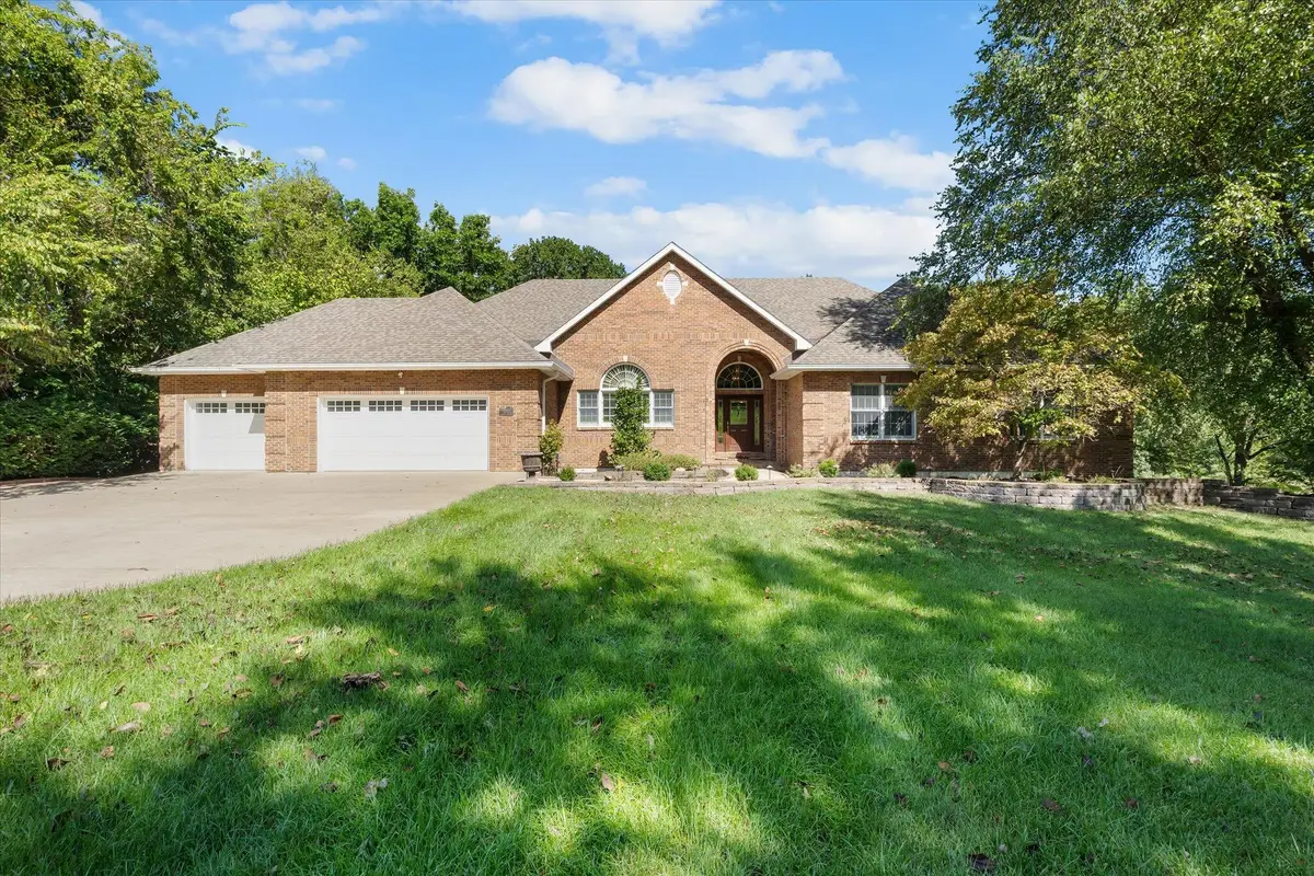 4205 Grant Ln, Columbia, MO 65203 - Image #1