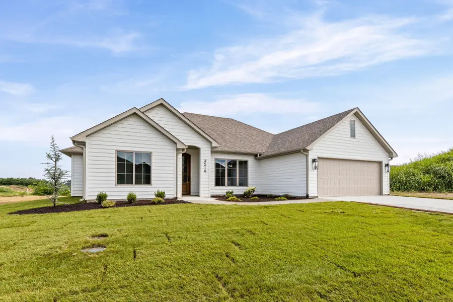 4519 Estacada Dr, Columbia, MO 65201 - Image #2