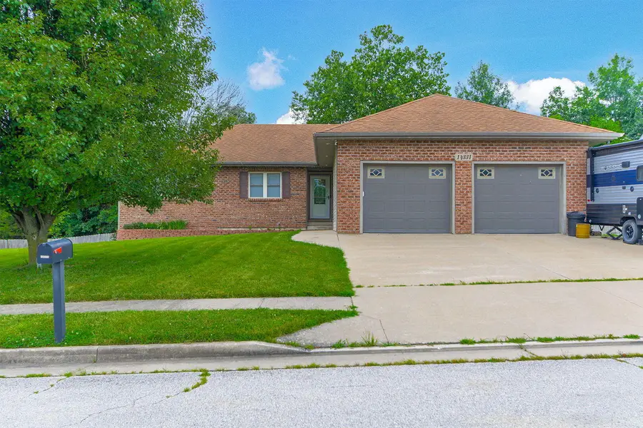 14331 Ontario Dr, Hallsville, MO 65255 - #2