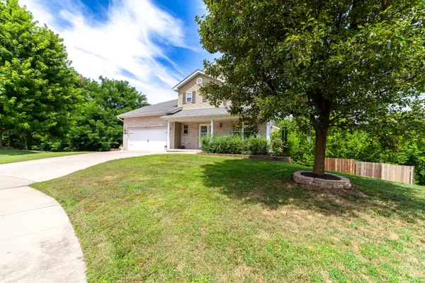 2203 Grizzly Ct, COLUMBIA, MO 65202