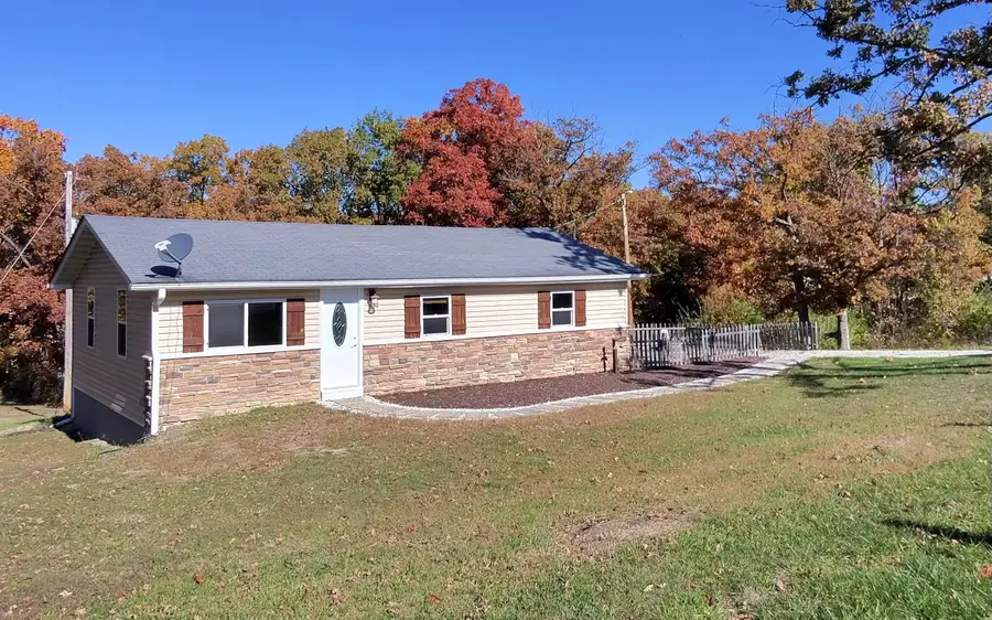 2707 E Calvert Hill Rd, Columbia, MO 65202 - Image #2