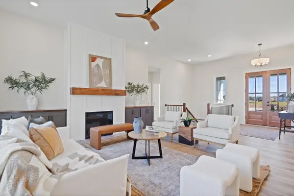 5201 Butter Cup Dr, COLUMBIA, MO 65203