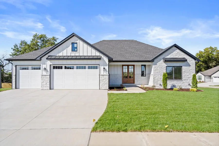 5201 Butter Cup Dr, Columbia, MO 65203 - Image #3