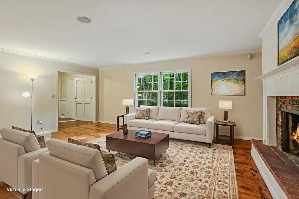 1109 Lakeshore Dr, Columbia, MO 65203 - Image #1