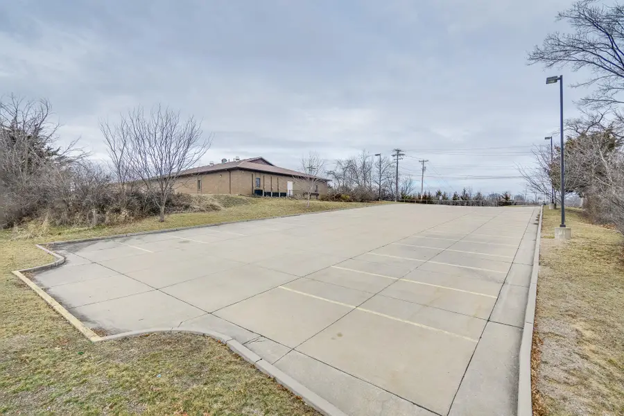 2003 St Marys Blvd, Jefferson City, MO 65109 - Image #3