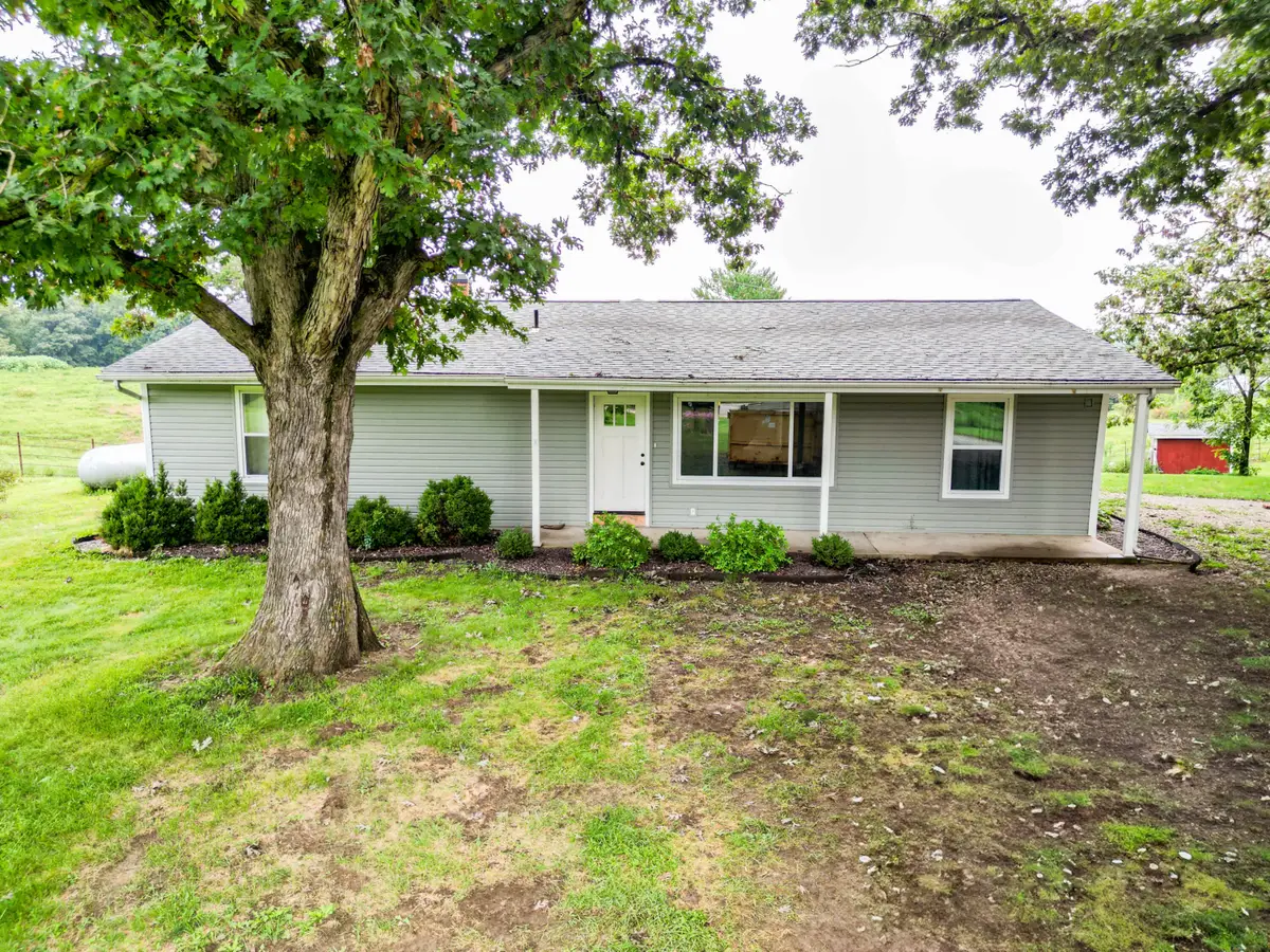 1852 Highway T, Higbee, MO 65257 - Image #1