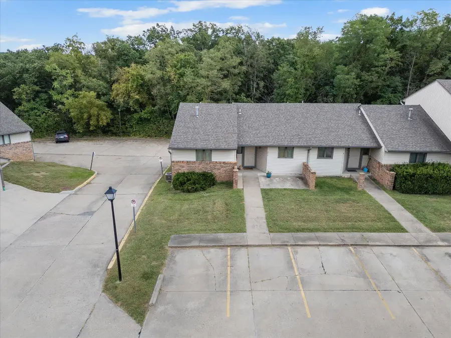 479 Foxfire Dr, Columbia, MO 65201 - Image #2