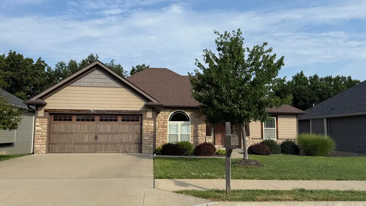809 Rutland Dr, Columbia, MO 65203 - Image #1