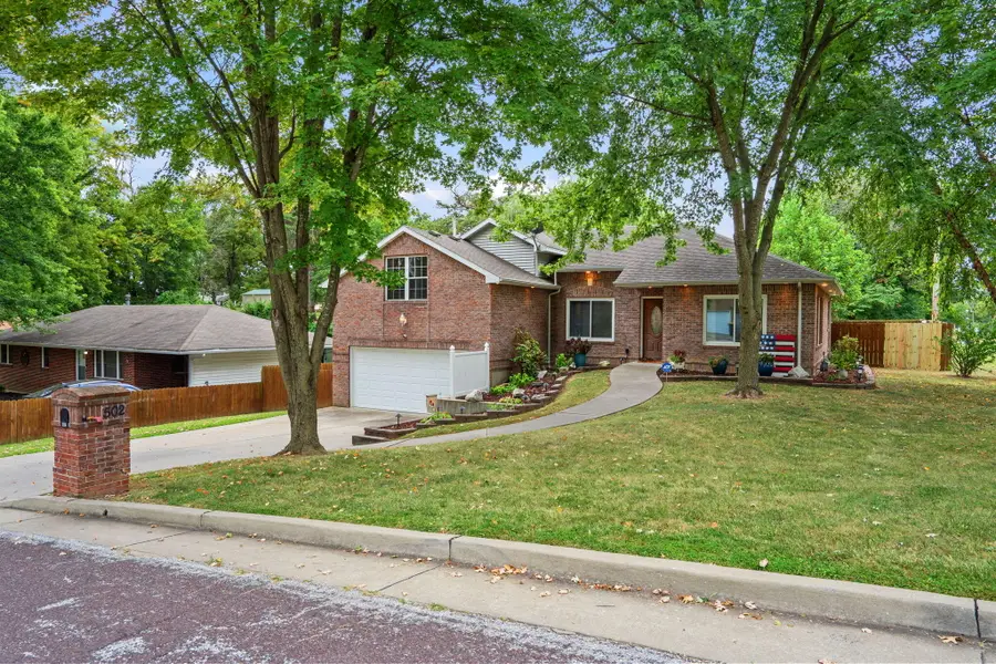 502 Krohn St, Boonville, MO 65233 - Image #2