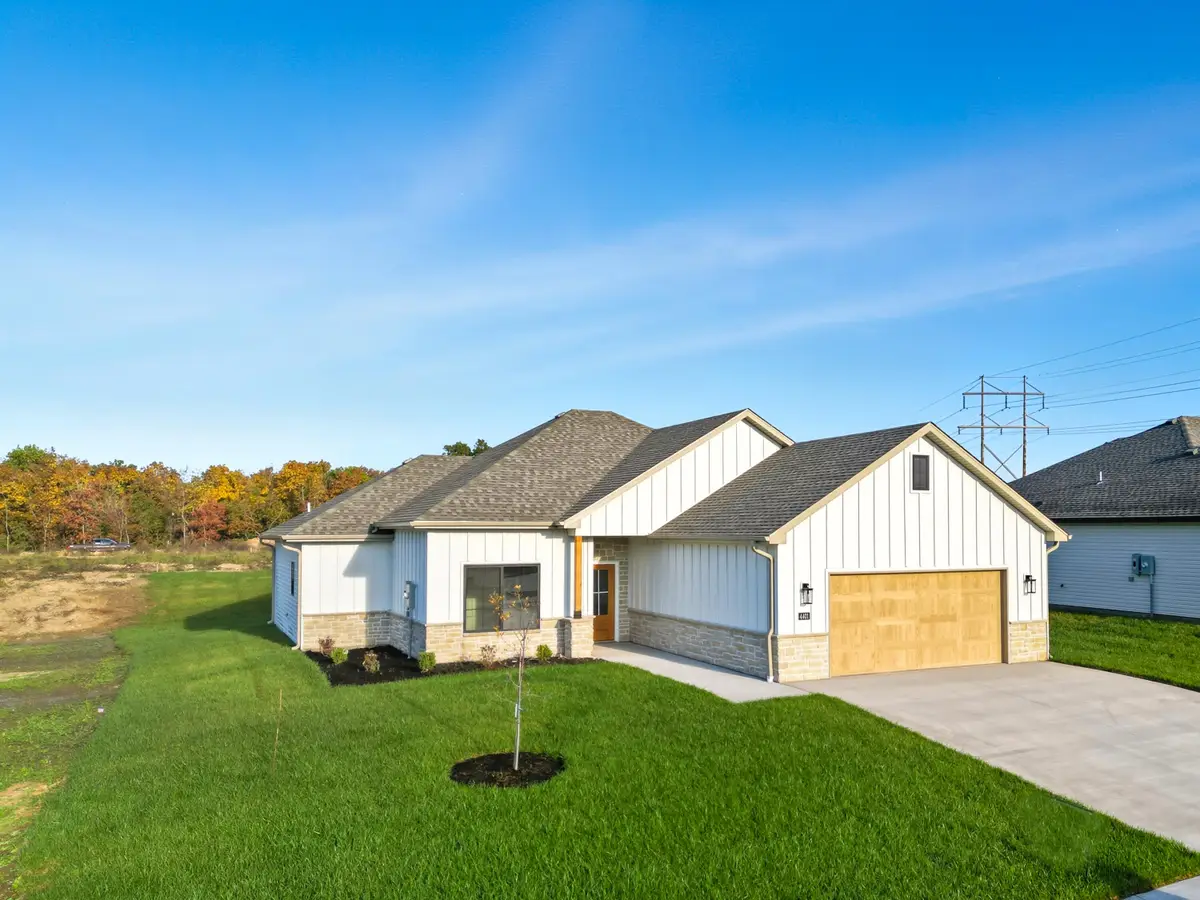 4401 Stone Mountain Pky, Columbia, MO 65201 - Image #1