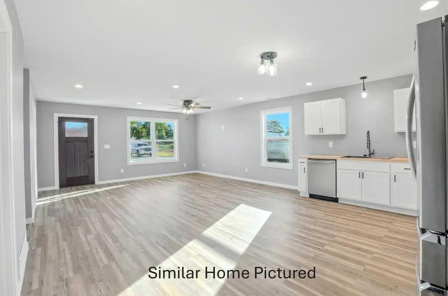 1355 E Bias Ln, Centralia, MO 65240 - Image #3