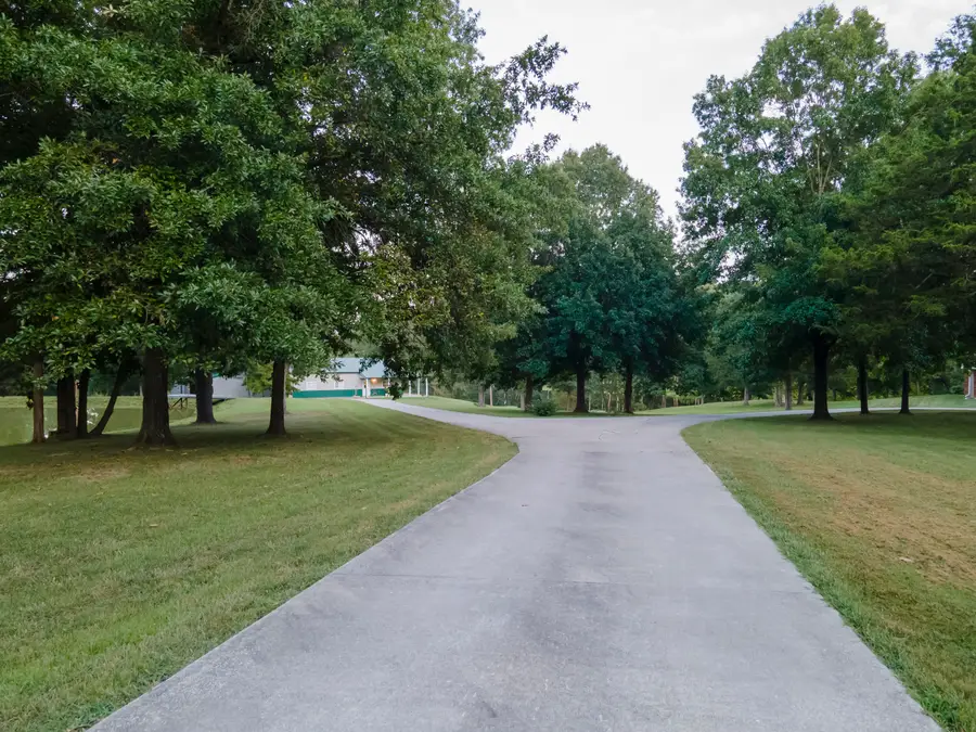 6775 W Bruce Ln, Harrisburg, MO 65256 - Image #2