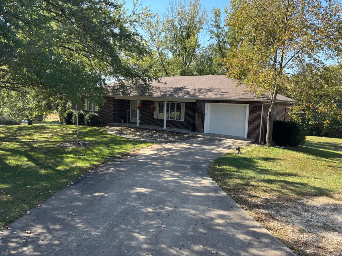 4245 N Roemer Rd, Columbia, MO 65202 - Image #1