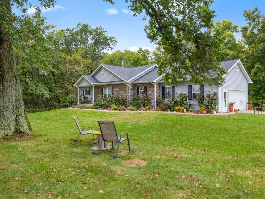 9551 I-70 Dr Ne, Columbia, MO 65202 - Image #2