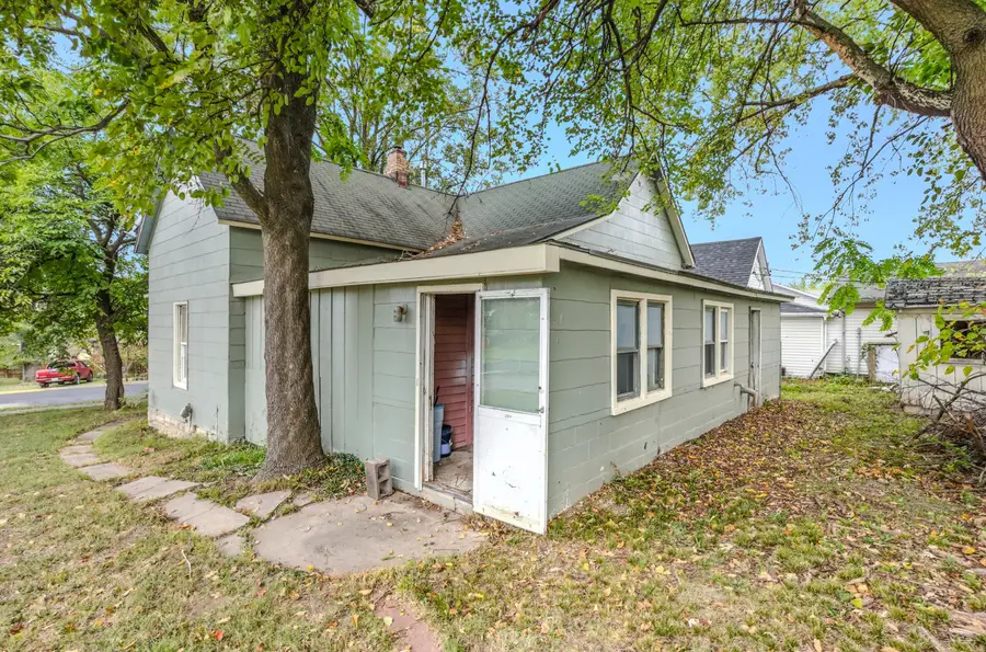 5327 Smith St, Russellville, MO 65074 - Image #3