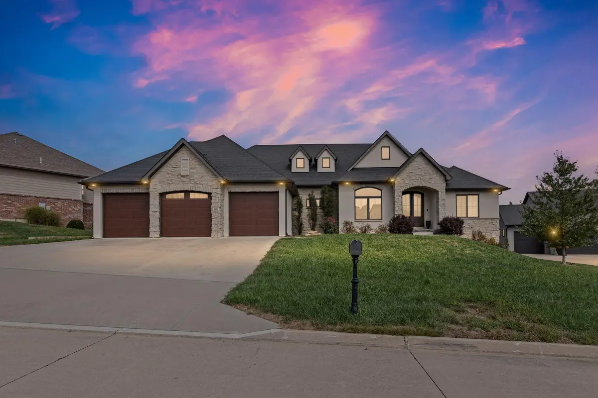 4402 Silver Valley Dr, Columbia, MO 65203 - Image #1