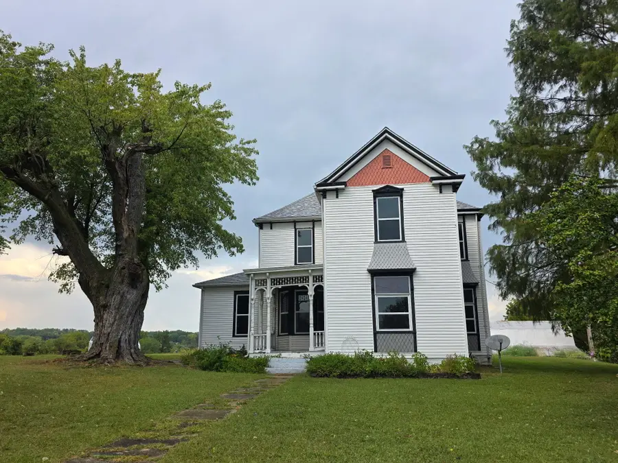 735 Randolph St, Glasgow, MO 65254 - Image #3