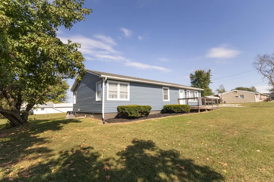 817 Heether St, Huntsville, MO 65259 - Image #2