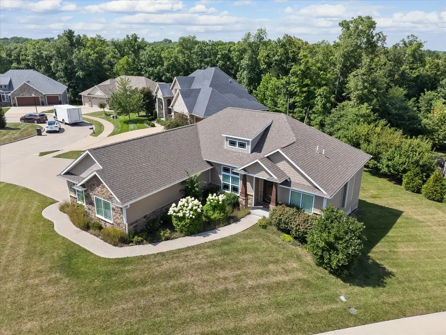 4801 Breakers Ct, Columbia, MO 65203 - Image #2