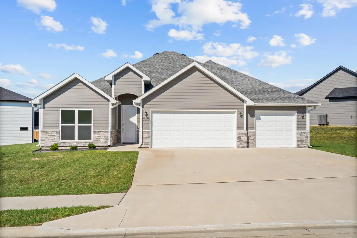 6575 Gateway Arch Way, Ashland, MO 65010 - Image #1