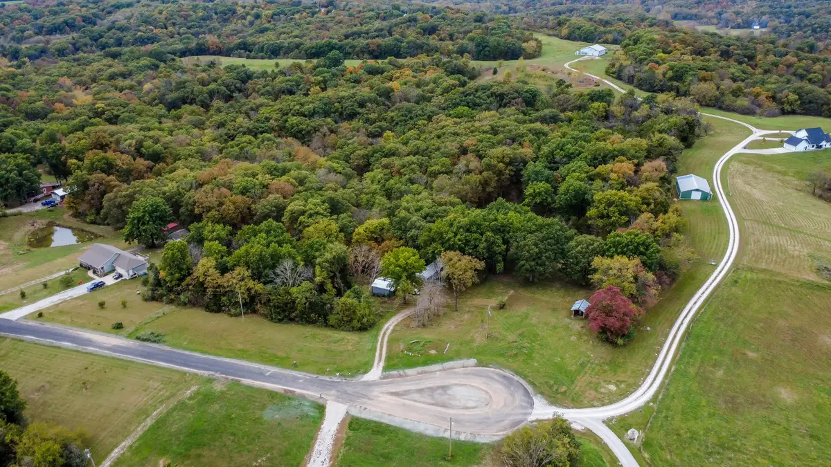 18501 S Albert Rd, Hartsburg, MO 65039 - Image #1