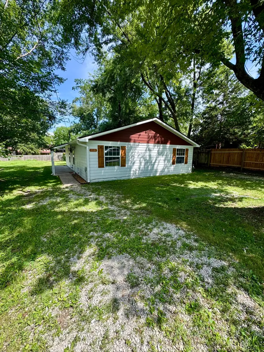 118 Wesley Ave, Hallsville, MO 65255 - Image #2