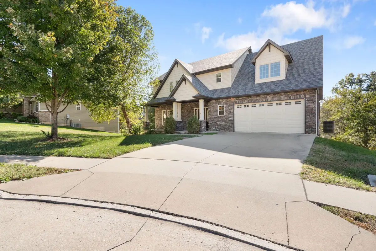 5305 Hodgsdon Mill Dr, Columbia, MO 65203 - Image #1