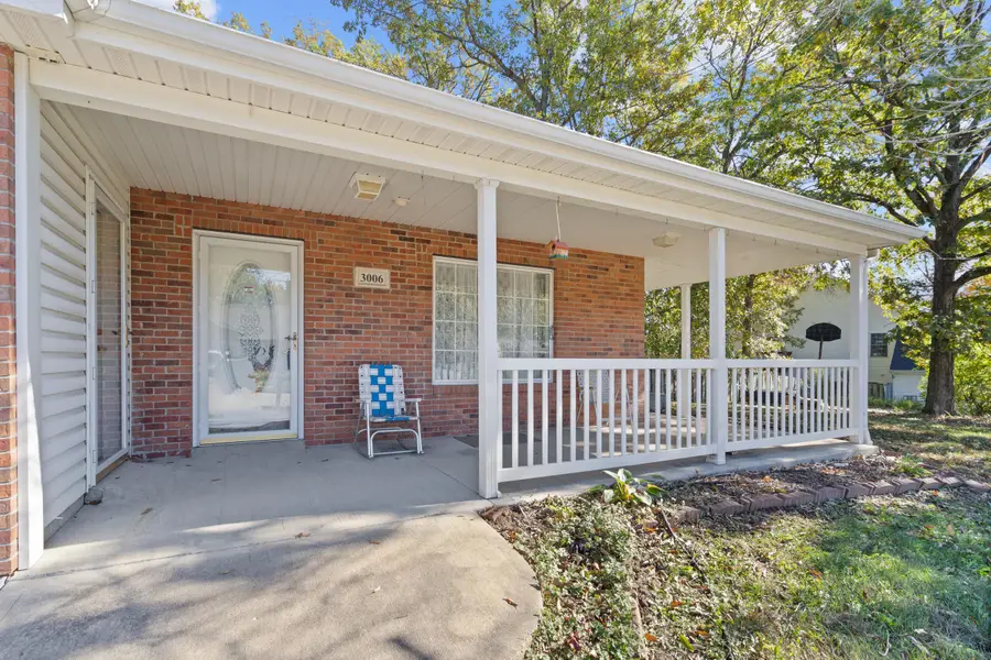3006 Birchwood Dr, Columbia, MO 65202 - Image #2