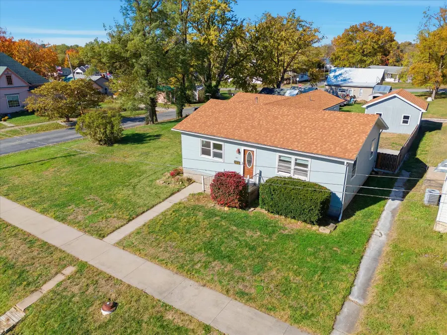 107 W Library St, Huntsville, MO 65259 - Image #3