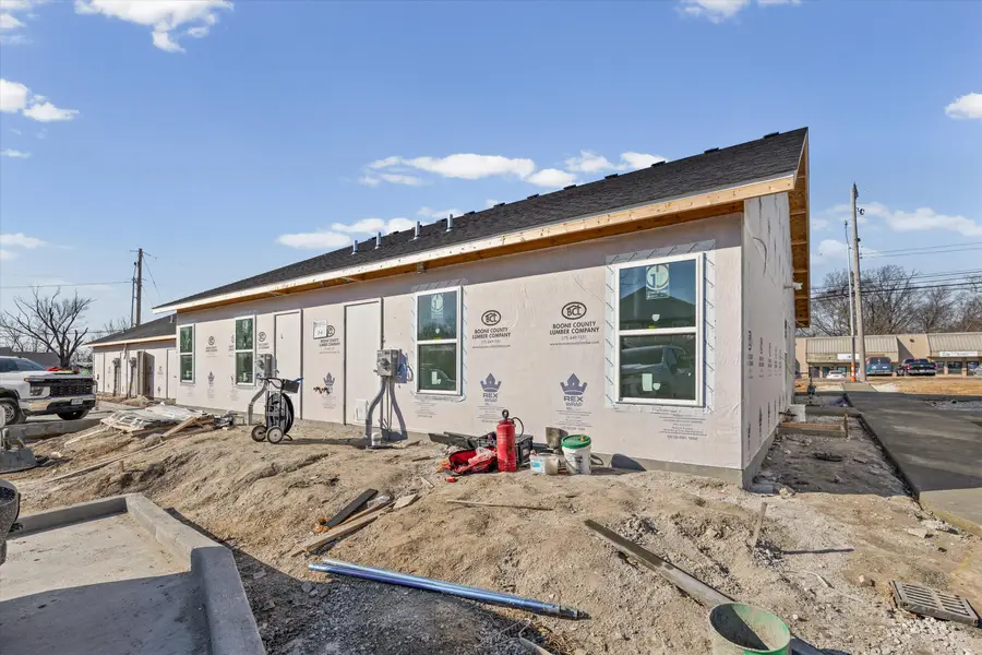 602 N Providence Rd #100, Columbia, MO 65202 - #2