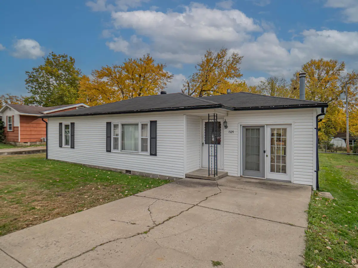 1524 Myra St, Moberly, MO 65270 - #1