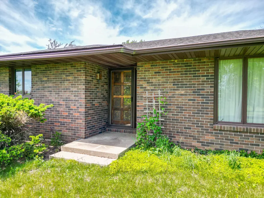 580 E Sexton St, Harrisburg, MO 65256 - Image #2